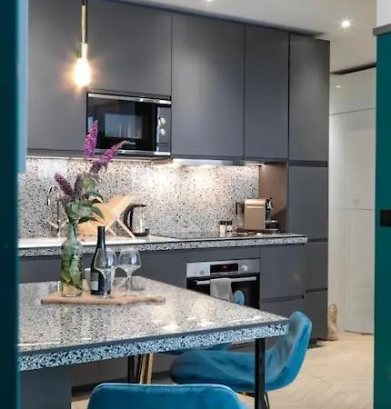 Astoria T2 Moderne Centre-ville Apartment